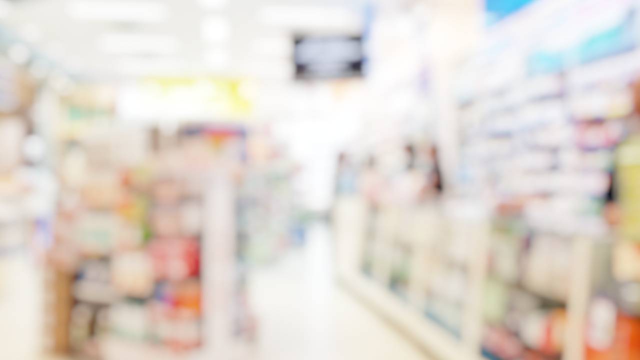 pharmacy-blurred-summary